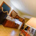 Aparthotel Grekis And 2*