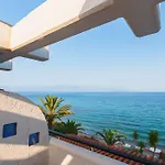 Aparthotel Grekis And