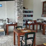 Grekis And Aparthotel 2*