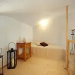 Grekis And Aparthotel Petalídhion