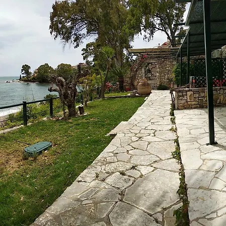 Апарт-отель Grekis And Петалидион