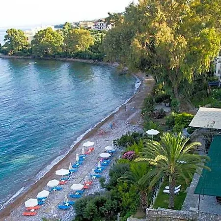 Grekis And Appart hôtel 2*