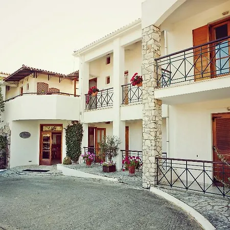 Grekis And 2* Petalídhion