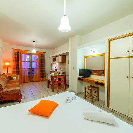 Aparthotel Grekis And