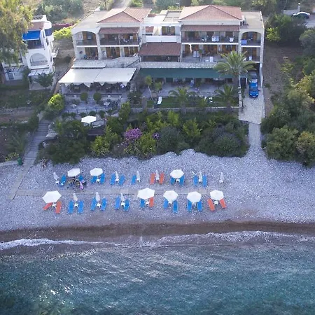 מלון דירות Grekis And Petalídhion