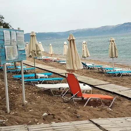 מלון דירות Grekis And Petalídhion