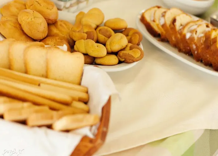 Aparthotel Grekis And 2*