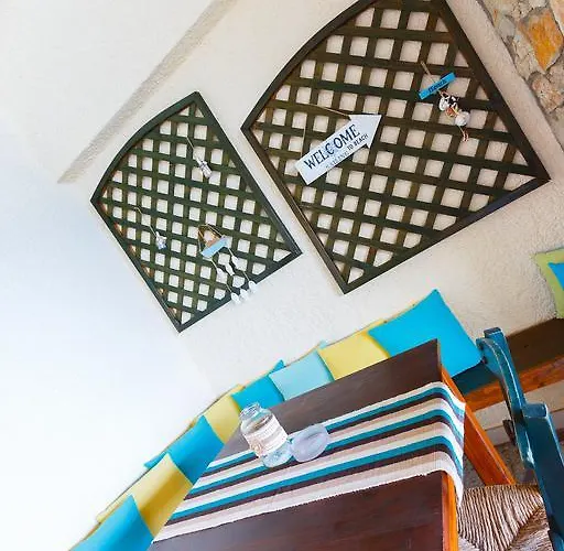 Aparthotel Grekis And 2*