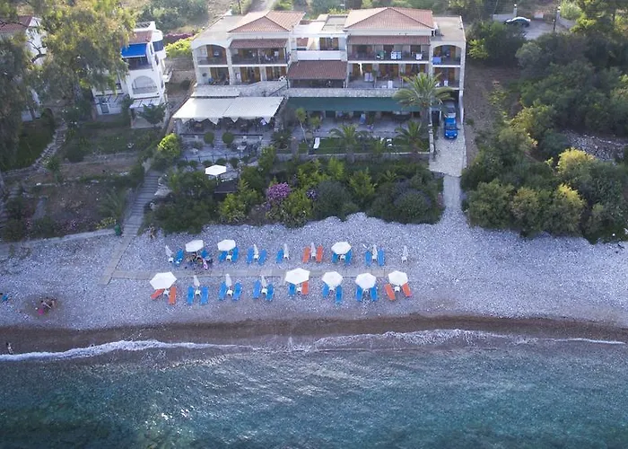 Aparthotel Grekis And Petalidi