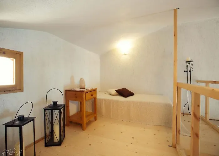 Grekis And Aparthotel Petalidi